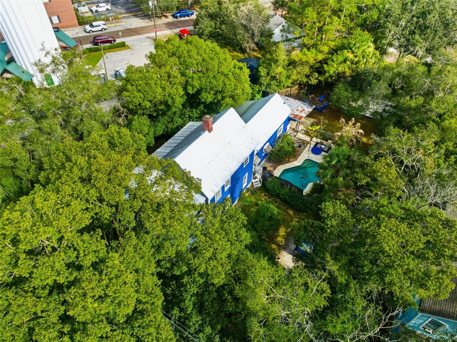 TOWN/BROOKSVILLE - Residential