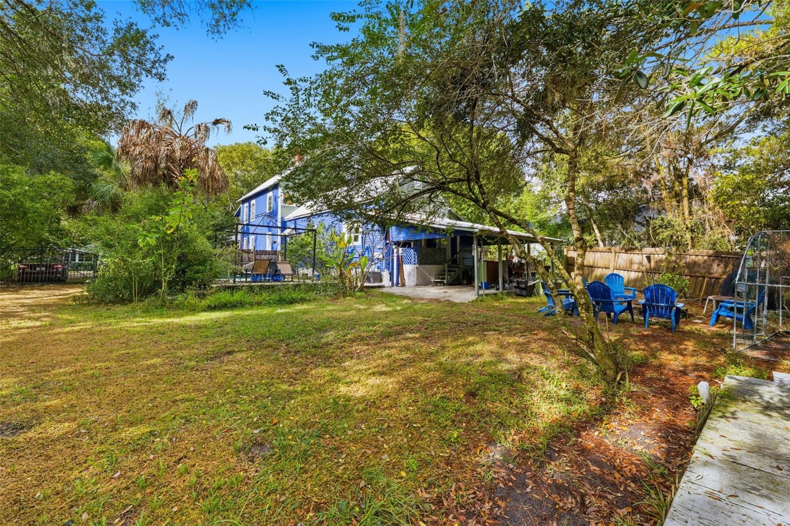 TOWN/BROOKSVILLE - Residential