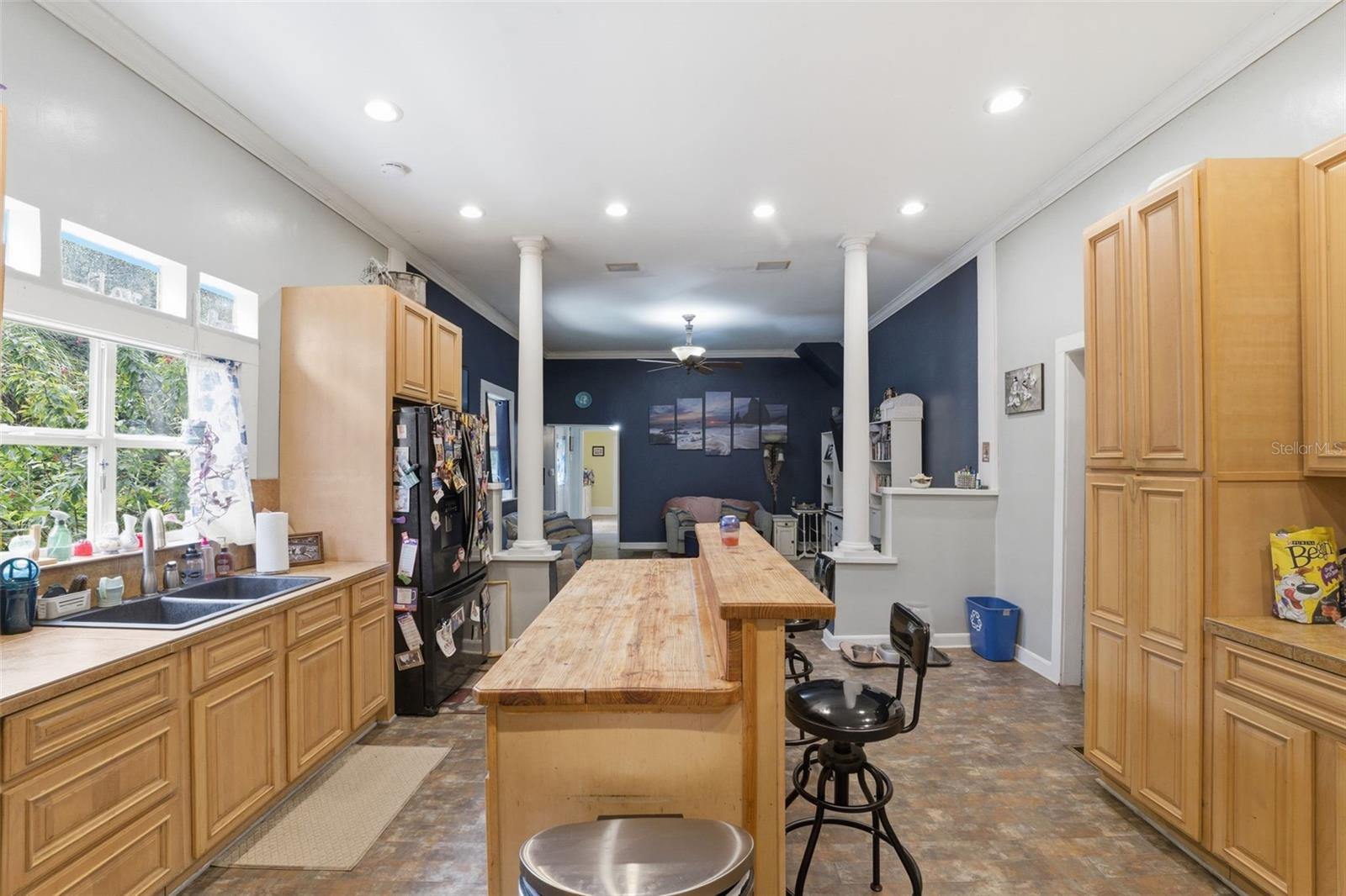 TOWN/BROOKSVILLE - Residential