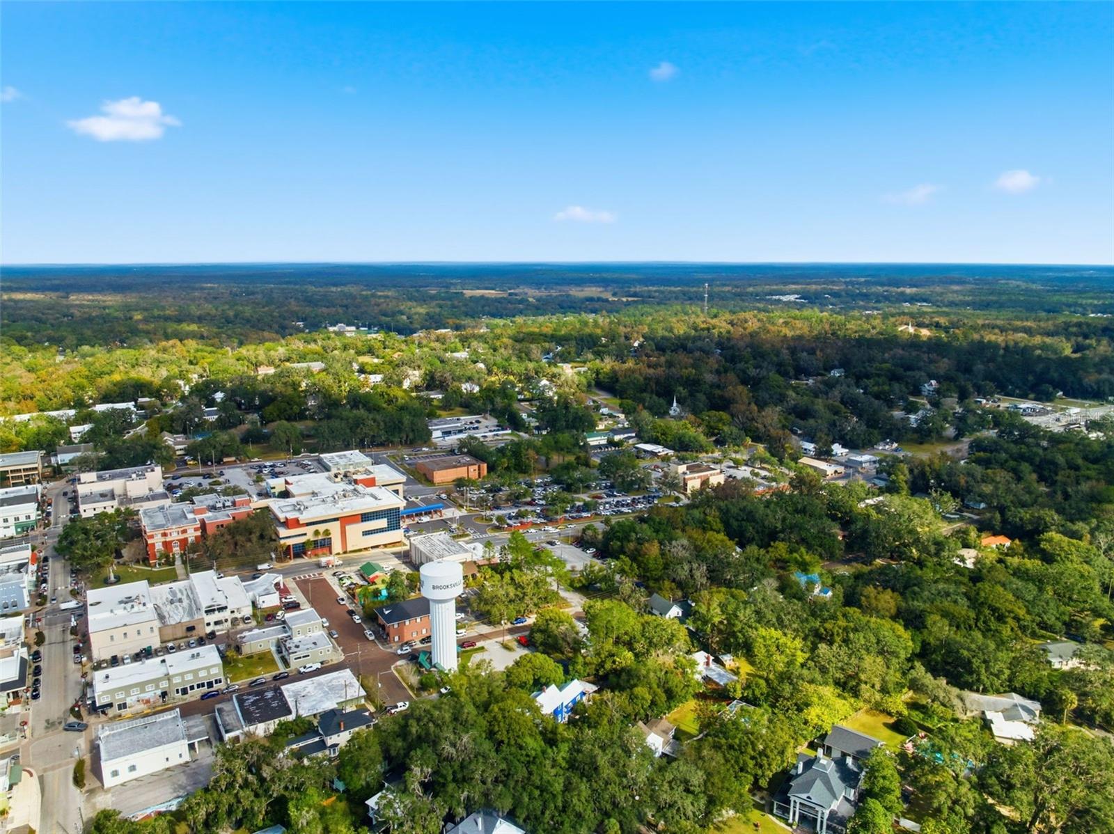 TOWN/BROOKSVILLE - Residential