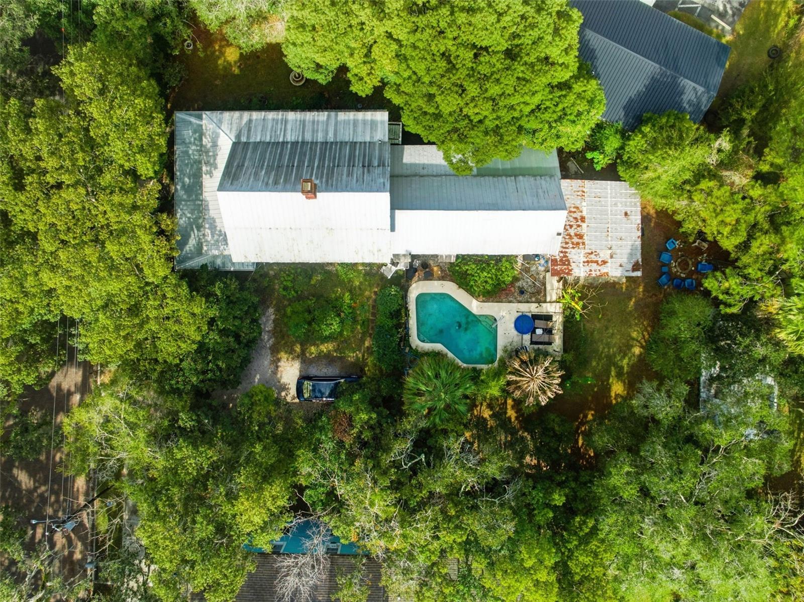 TOWN/BROOKSVILLE - Residential