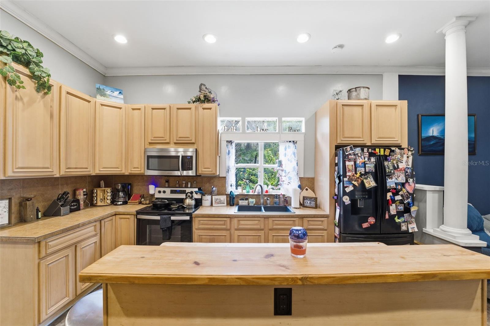 TOWN/BROOKSVILLE - Residential