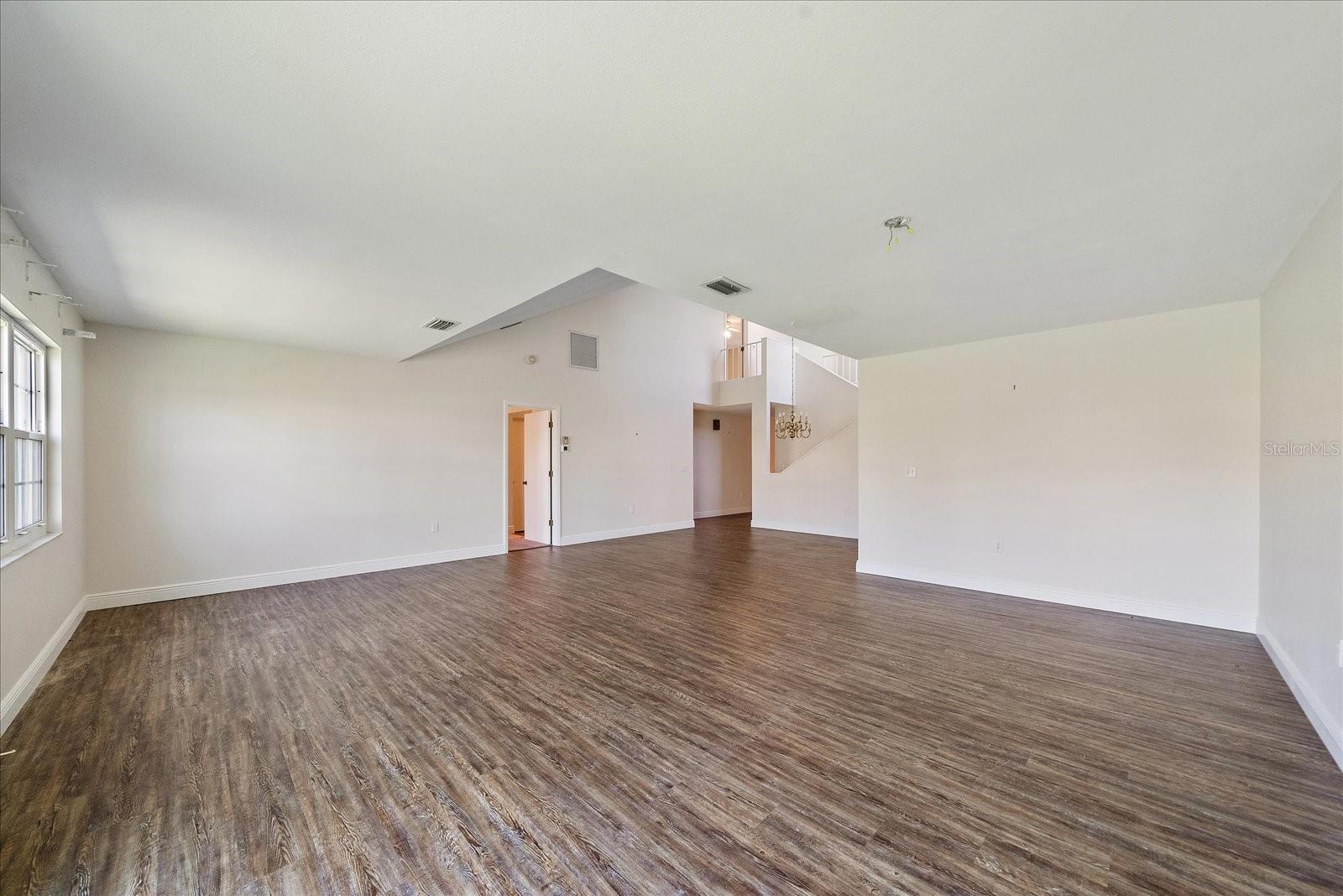 SOUTHWINDS AT FIVE LAKES PH A,6,7,8&11 - Residential