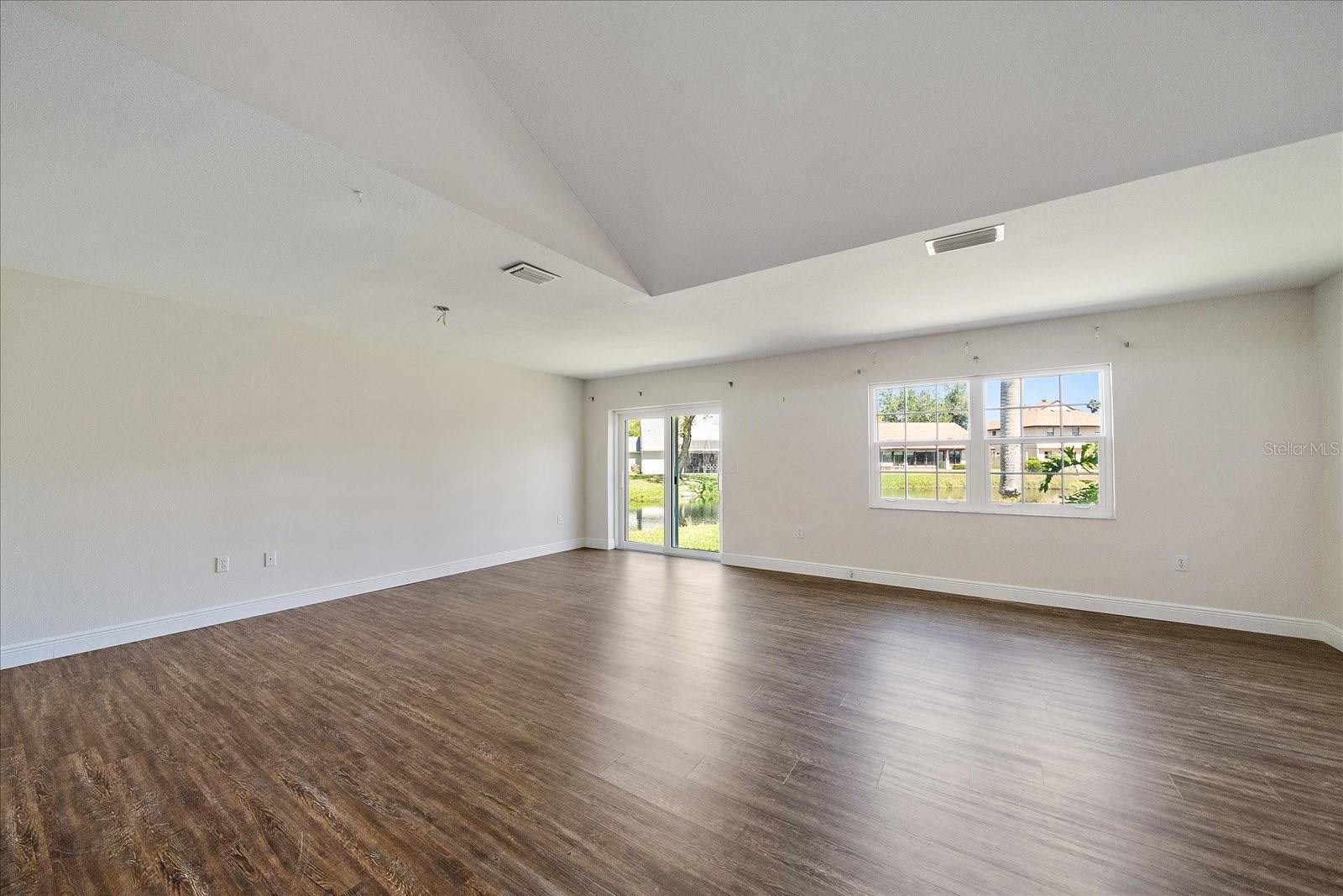 SOUTHWINDS AT FIVE LAKES PH A,6,7,8&11 - Residential