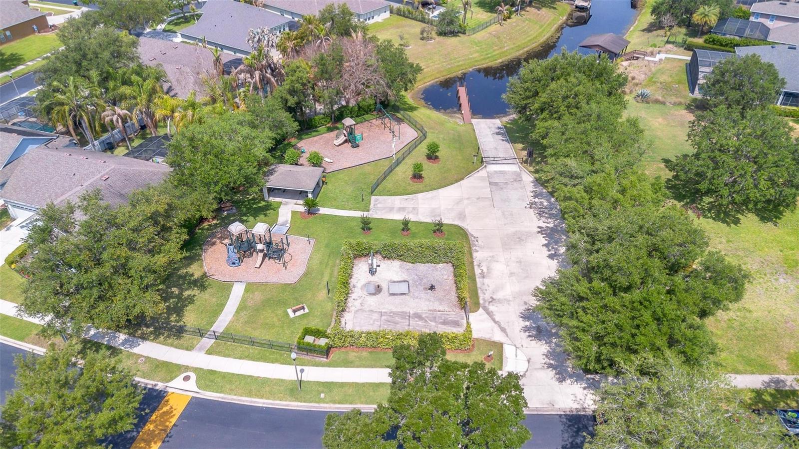 EDEN ISLE - Residential