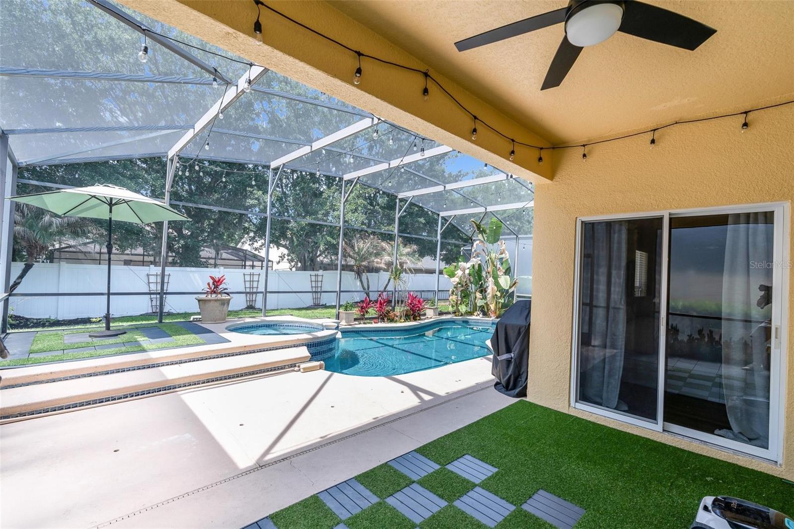 EDEN ISLE - Residential