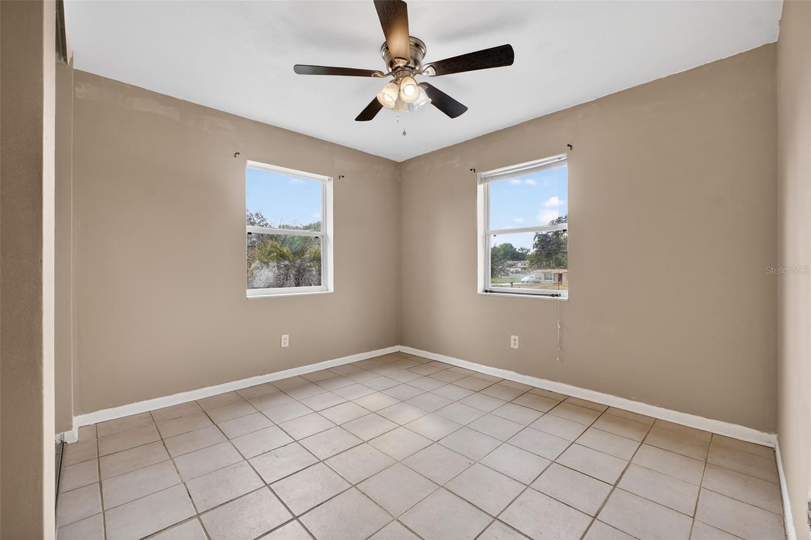 DELTONA LAKES UNIT 72 - Residential
