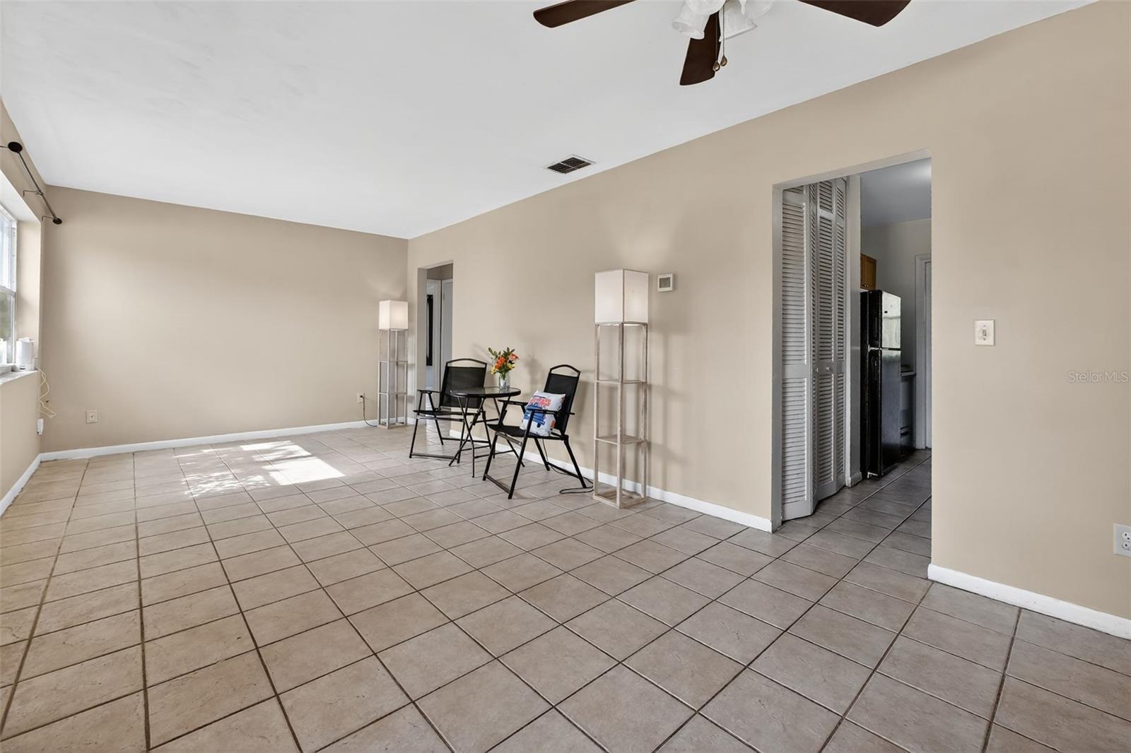 DELTONA LAKES UNIT 72 - Residential