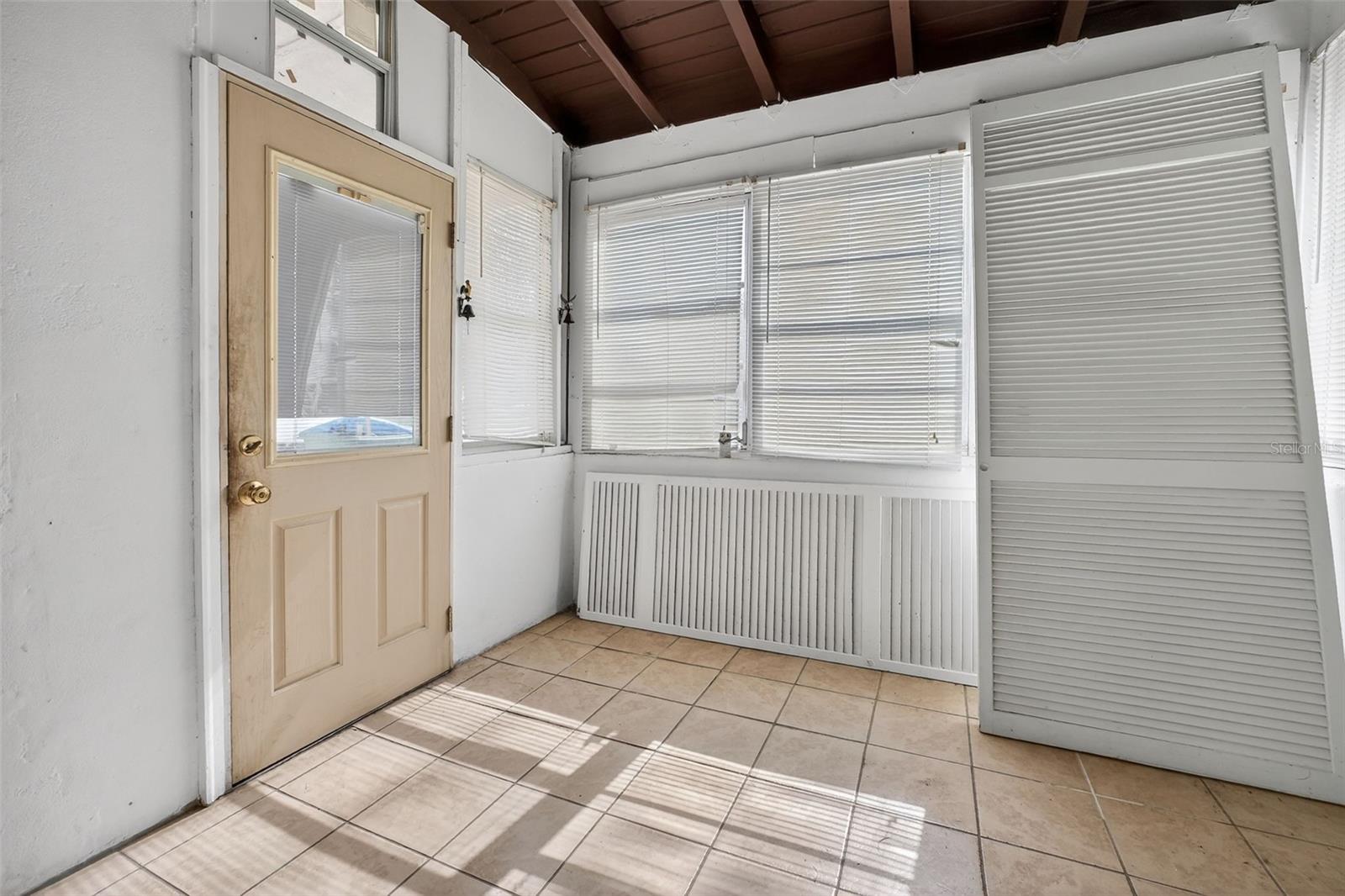 DELTONA LAKES UNIT 72 - Residential