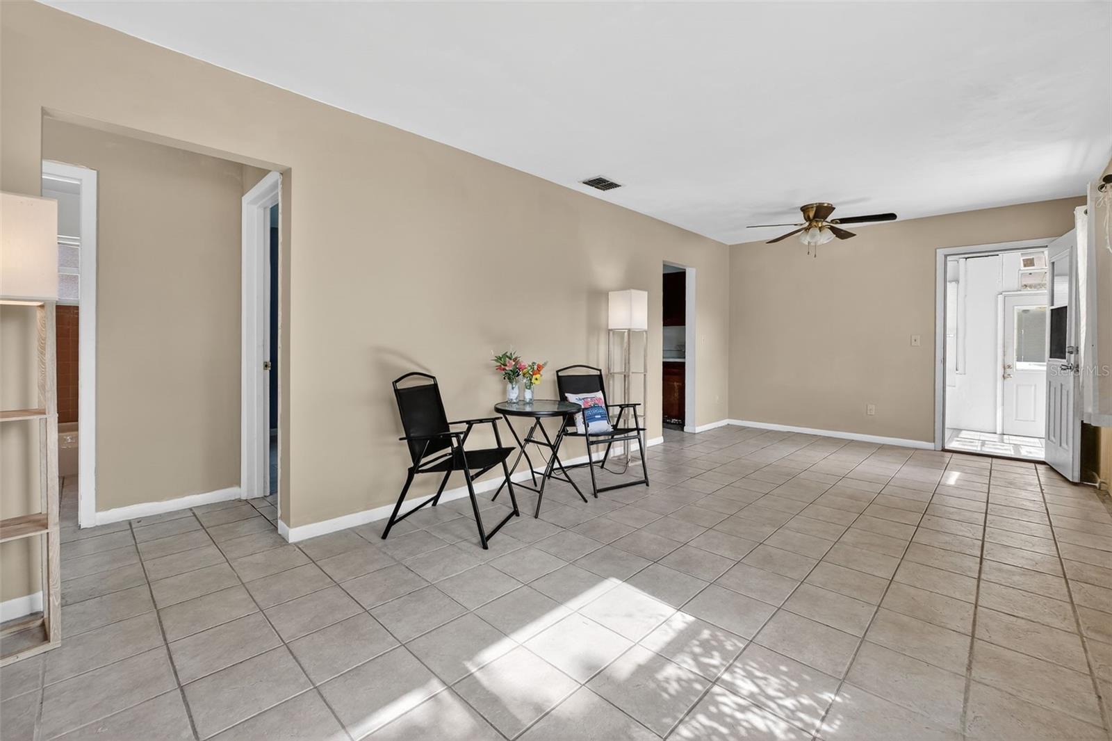 DELTONA LAKES UNIT 72 - Residential
