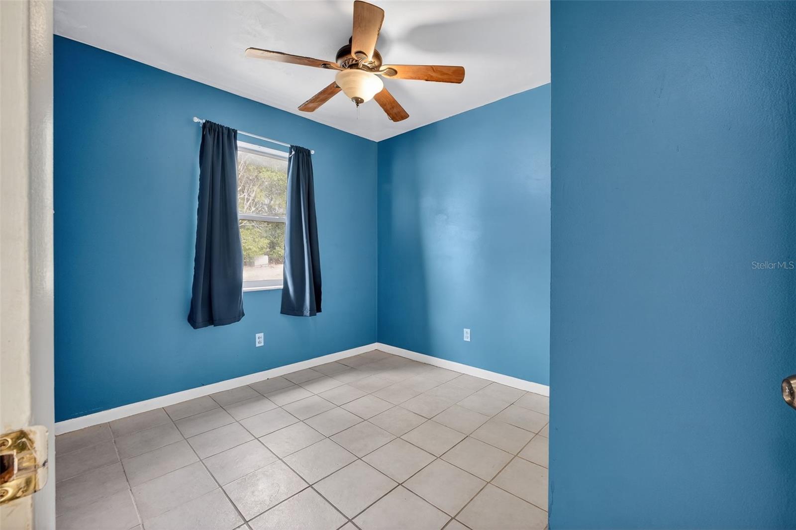 DELTONA LAKES UNIT 72 - Residential