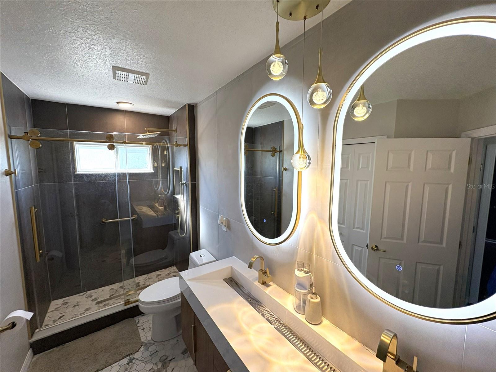 AVALON LAKES PH 2, VLG(S) E AND H - Residential Lease