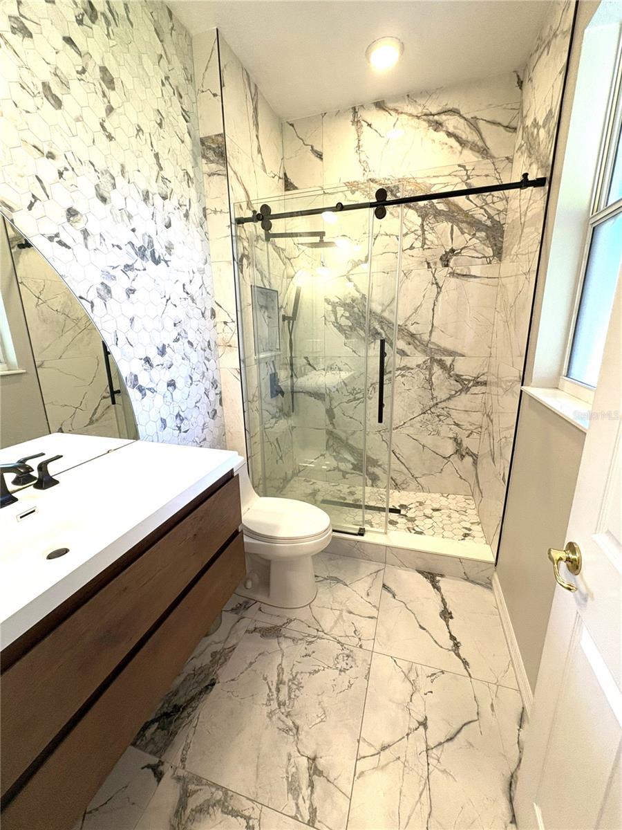 AVALON LAKES PH 2, VLG(S) E AND H - Residential Lease