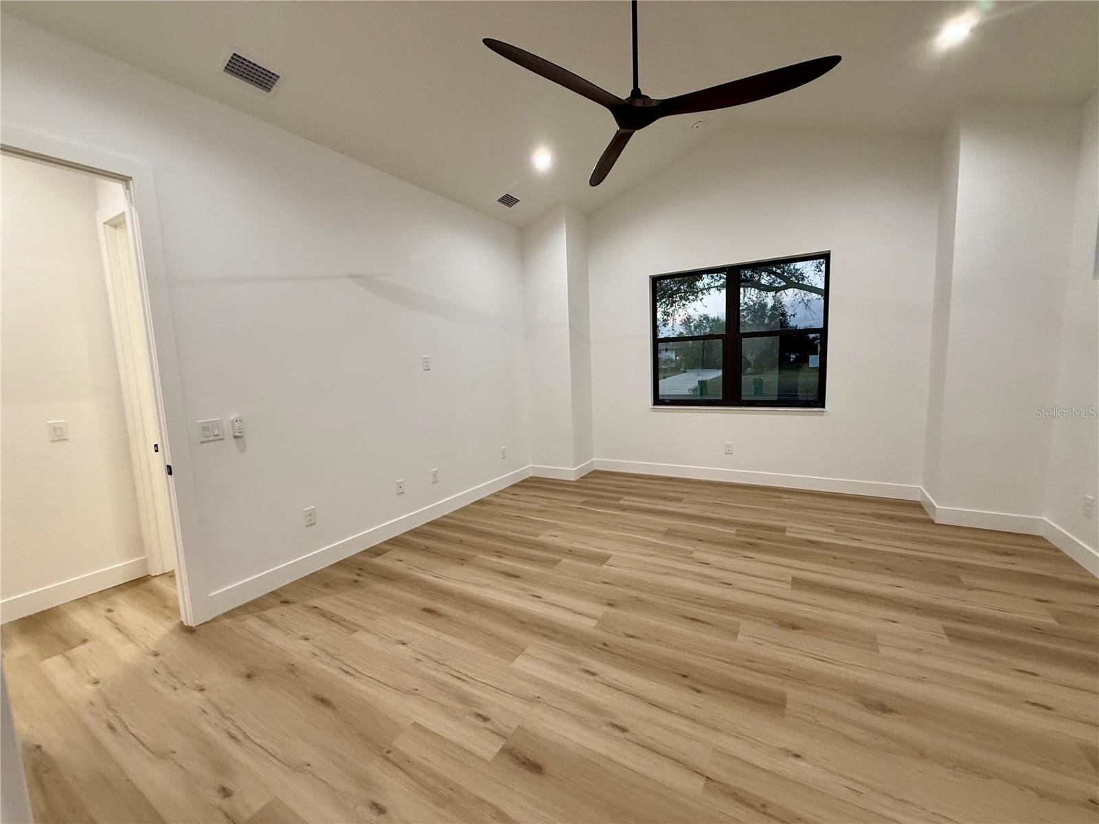 PEACE RIVER CLUB - Residential