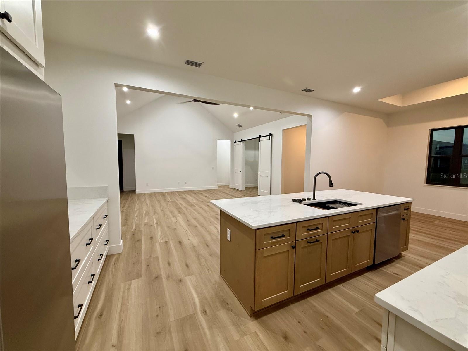 PEACE RIVER CLUB - Residential