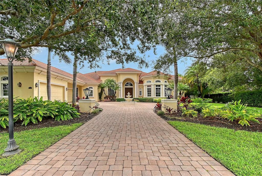 Photo of 3218 Signet Court, Sarasota, FL 34240 (MLS # A4662879)