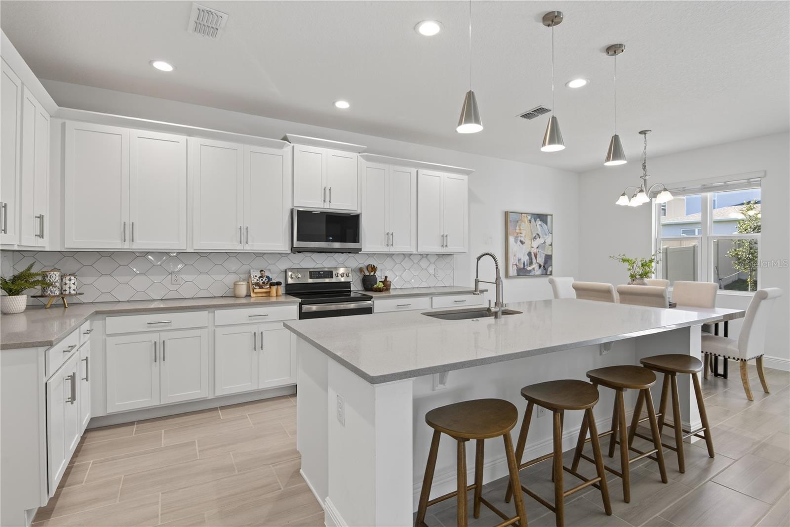 RIDGEVIEW - Residential