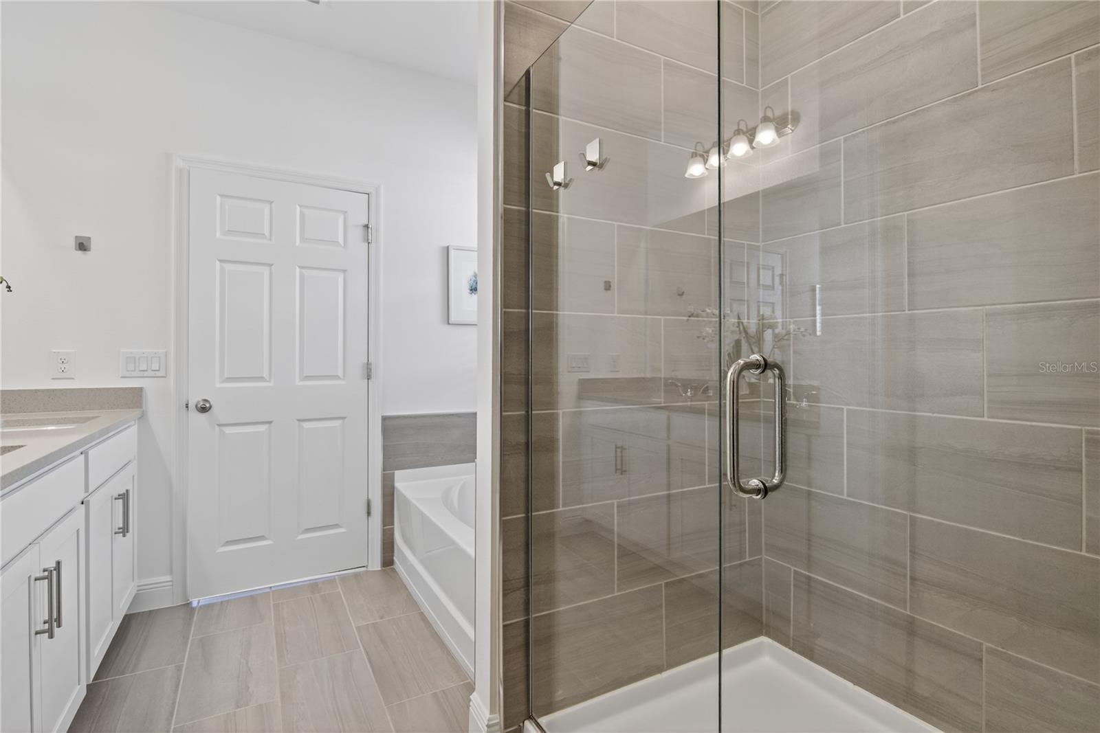 RIDGEVIEW - Residential