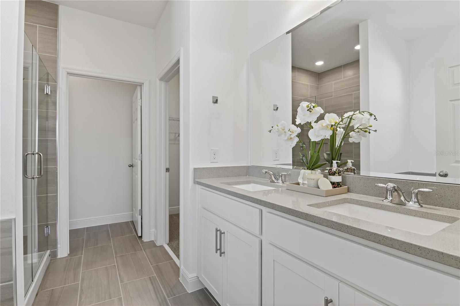 RIDGEVIEW - Residential