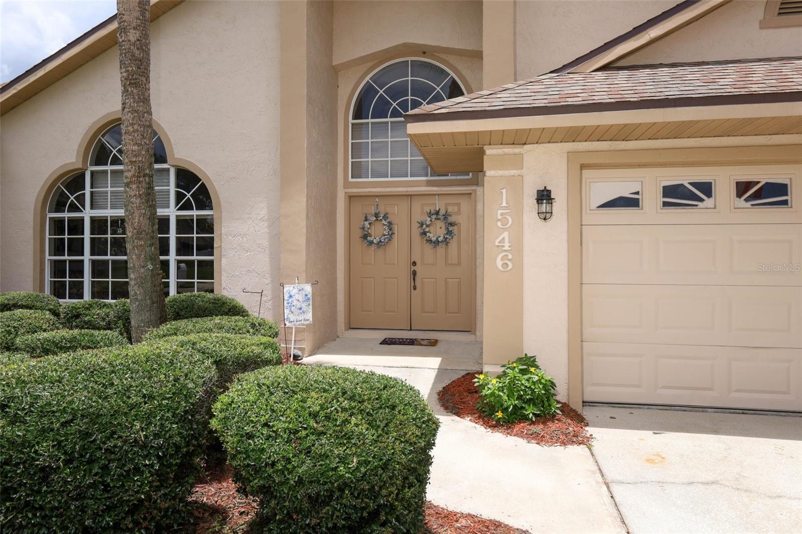 1546 ROYAL CIRCLE