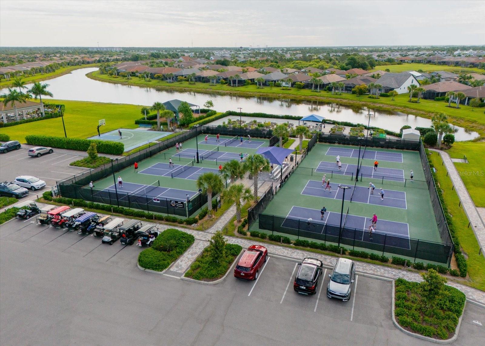 ISLANDWALK AT THE WEST VILLAGE - Residential