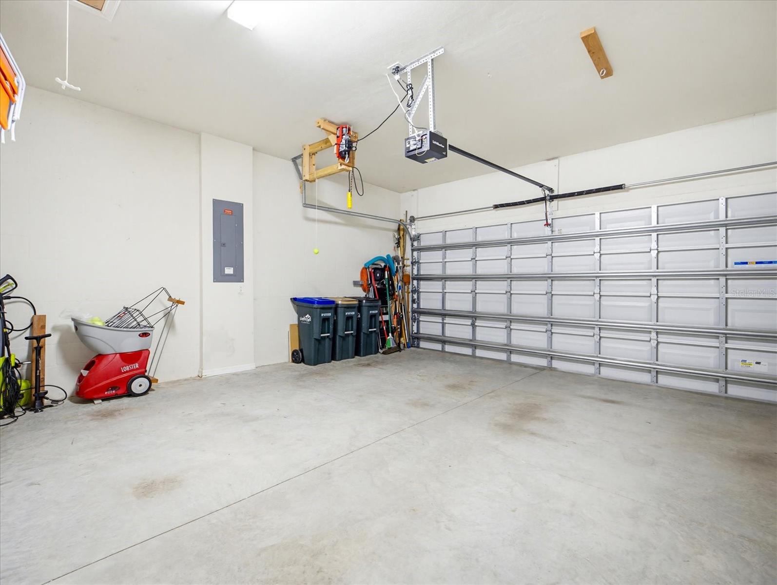 ISLANDWALK AT THE WEST VILLAGE - Residential