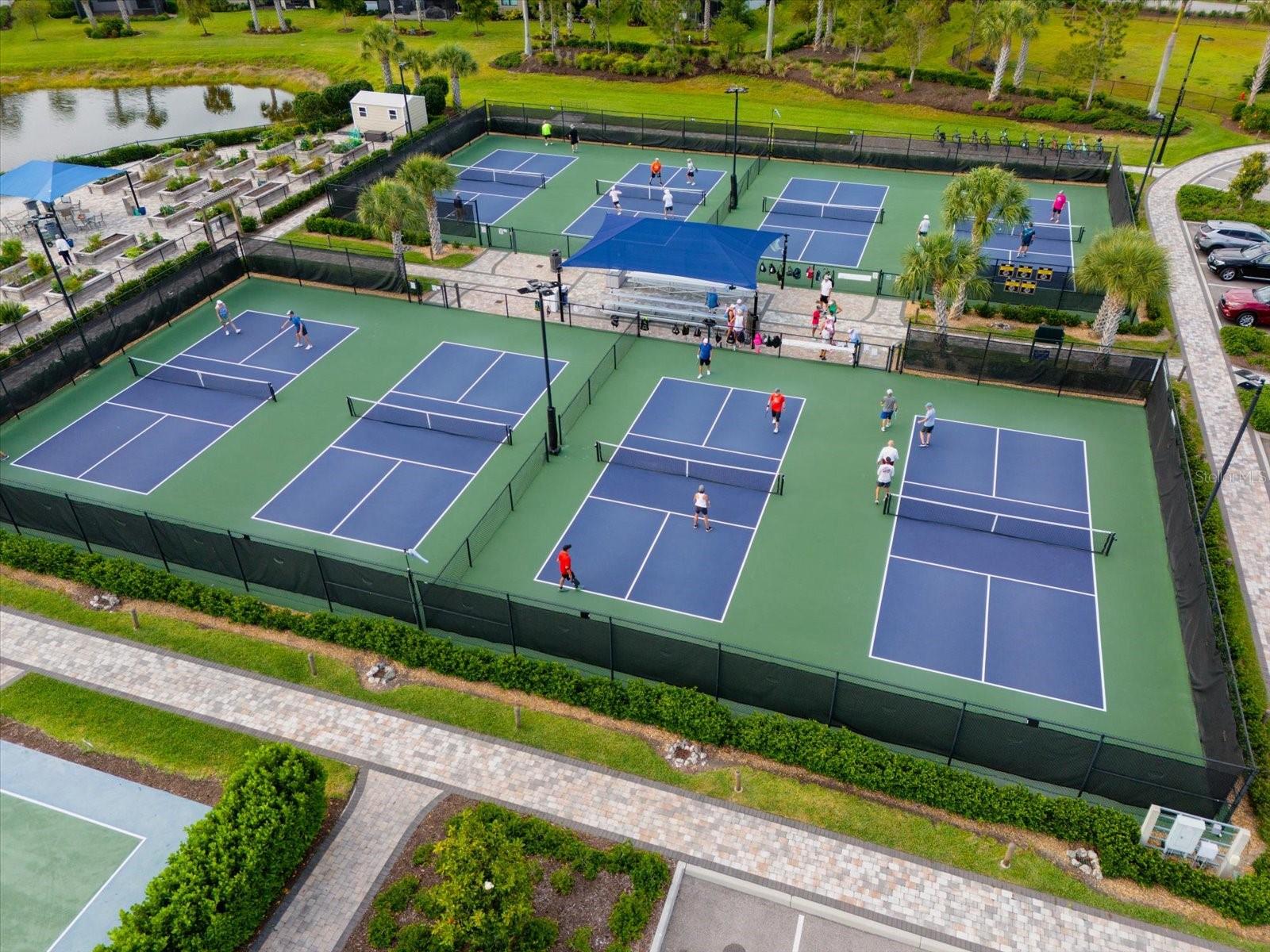 ISLANDWALK AT THE WEST VILLAGE - Residential