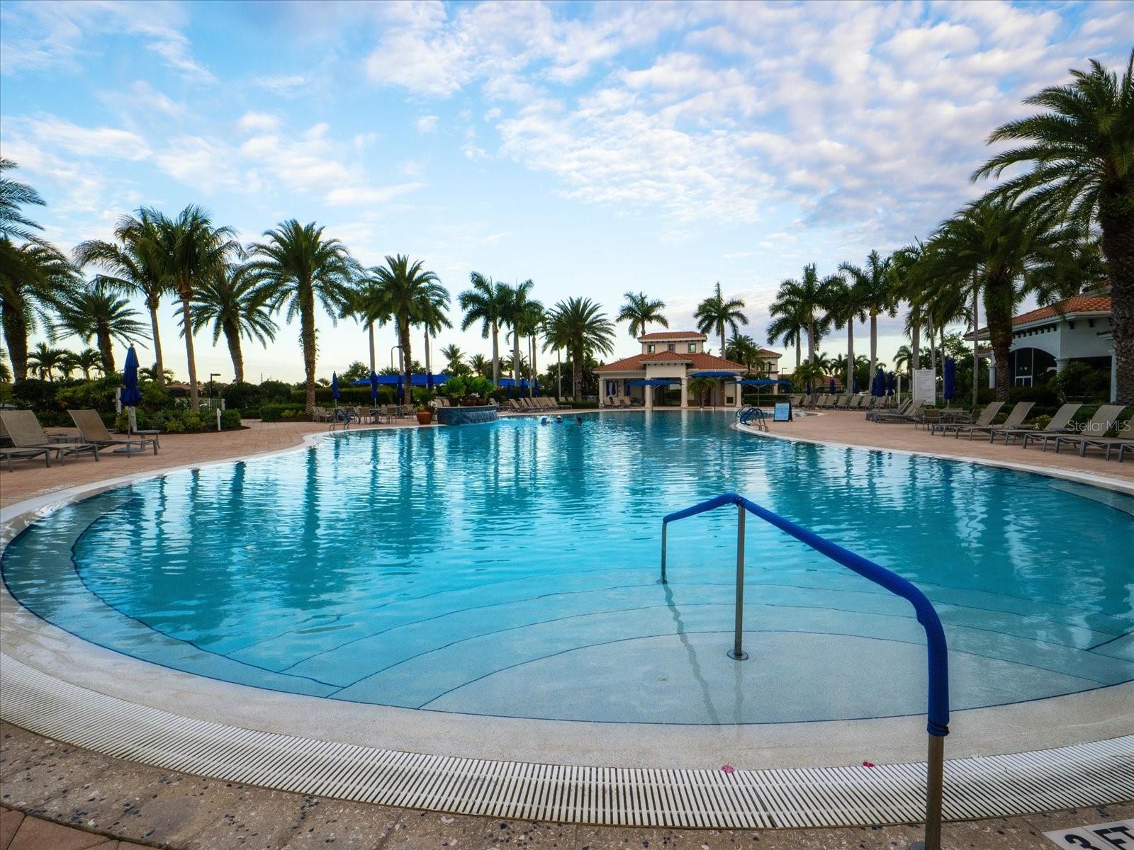 ISLANDWALK AT THE WEST VILLAGE - Residential