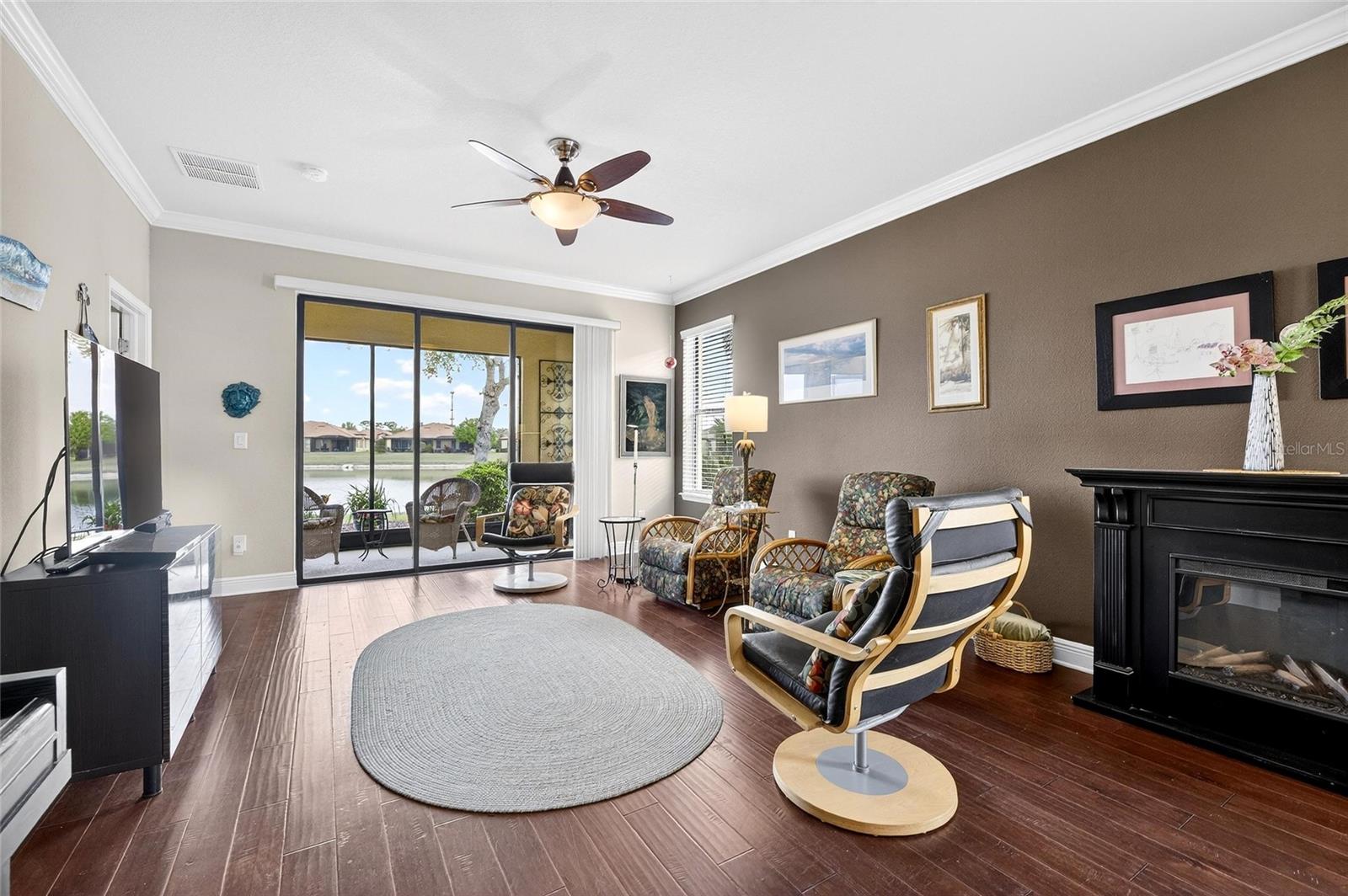 SOUTHSHORE FALLS PH 2 - Residential