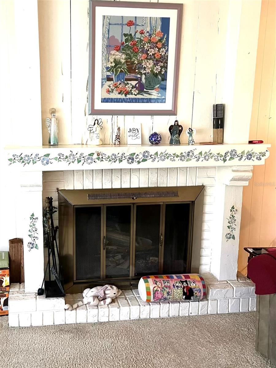 2101 SUNSET POINT ROAD 205