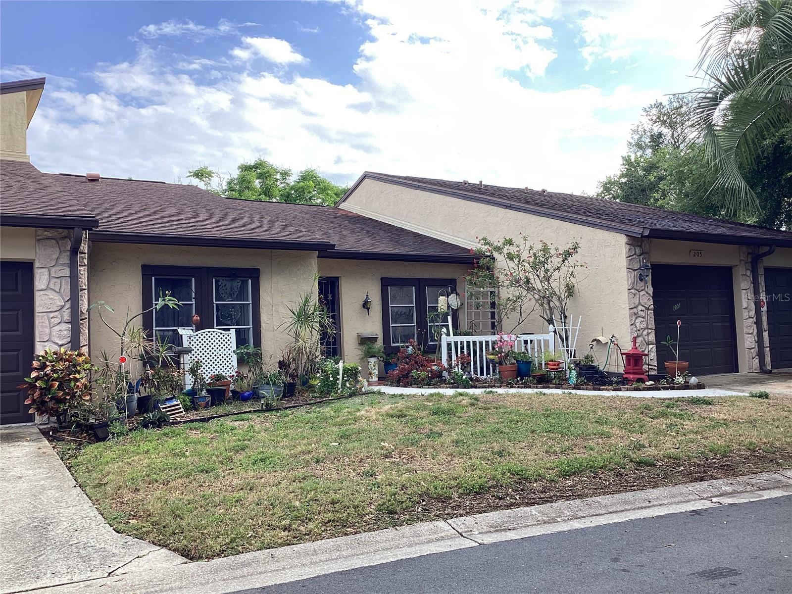 2101 SUNSET POINT ROAD 205