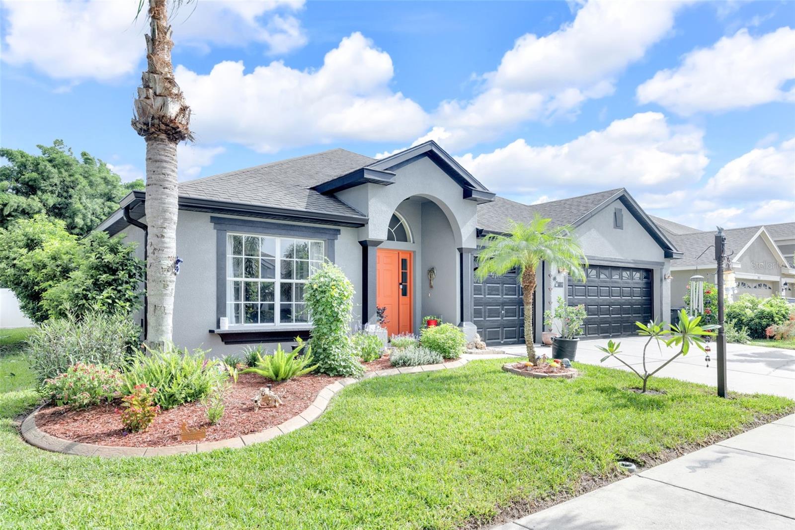 10813 ROCKLEDGE VIEW DR.
