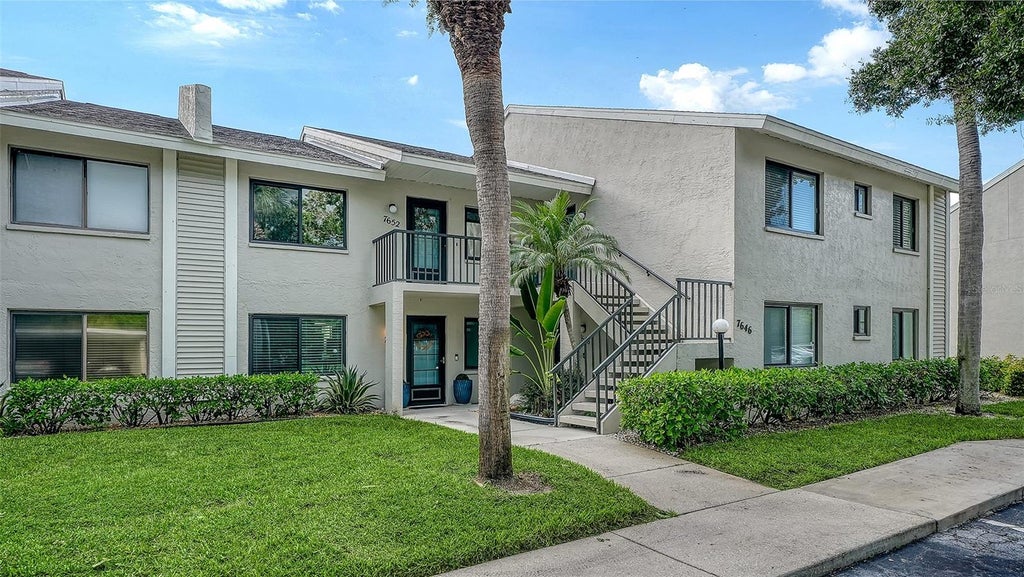 Photo of 7652 Eagle Creek Drive #7598, Sarasota, FL 34243 (MLS # A4706393)
