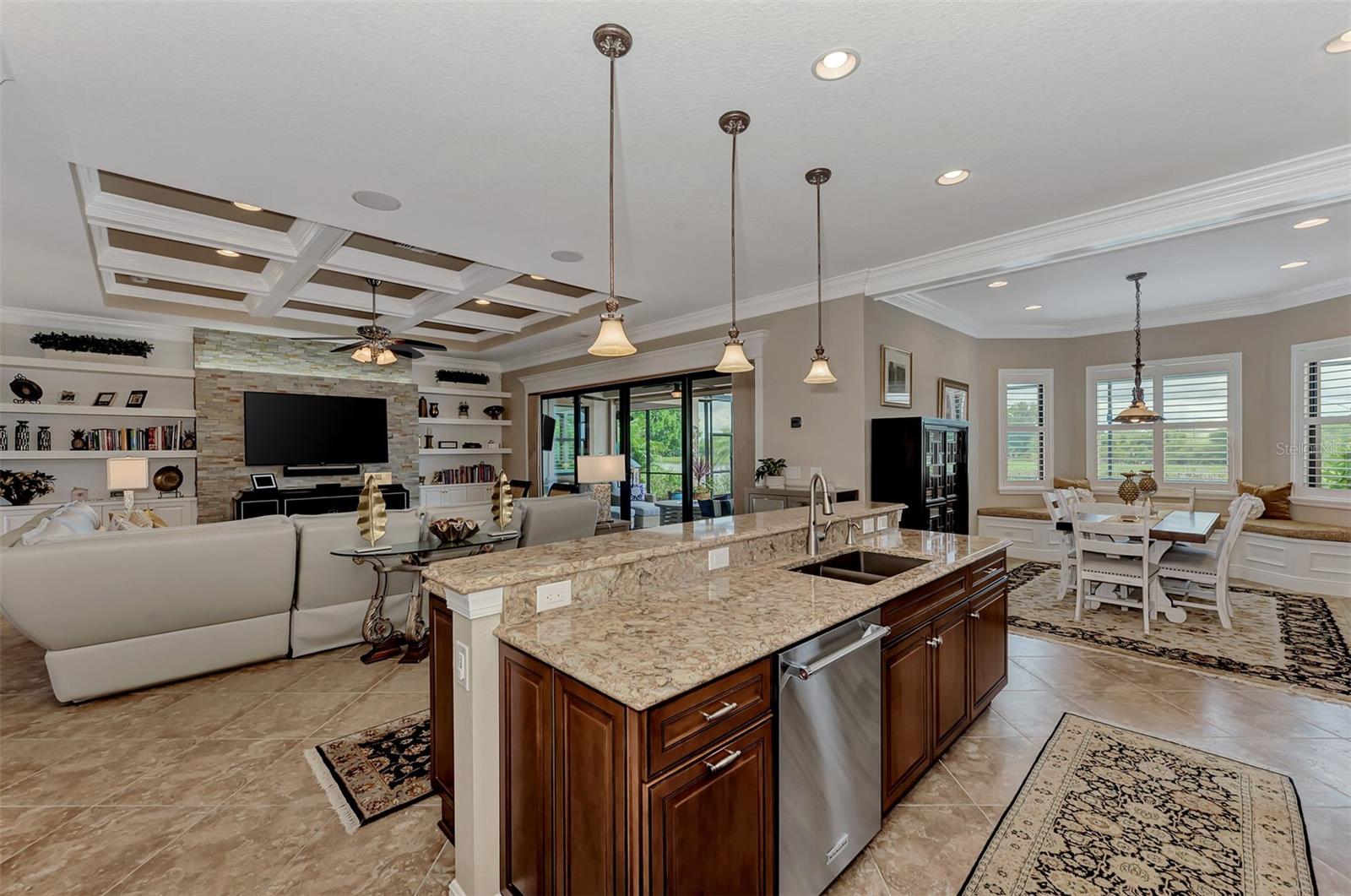 SARASOTA NATIONAL - Residential
