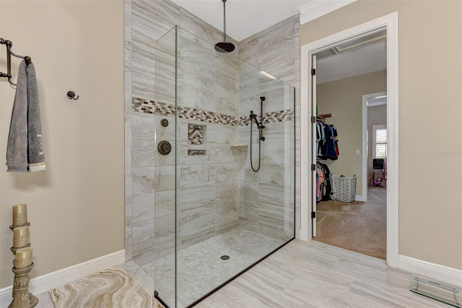 SARASOTA NATIONAL - Residential