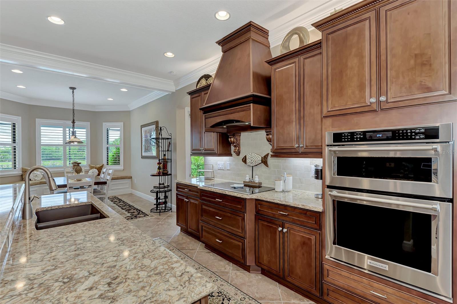SARASOTA NATIONAL - Residential