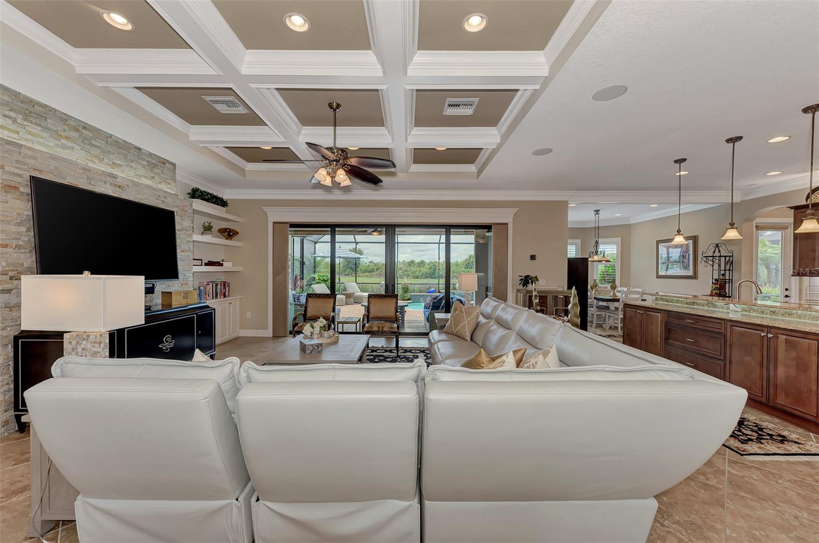 SARASOTA NATIONAL - Residential