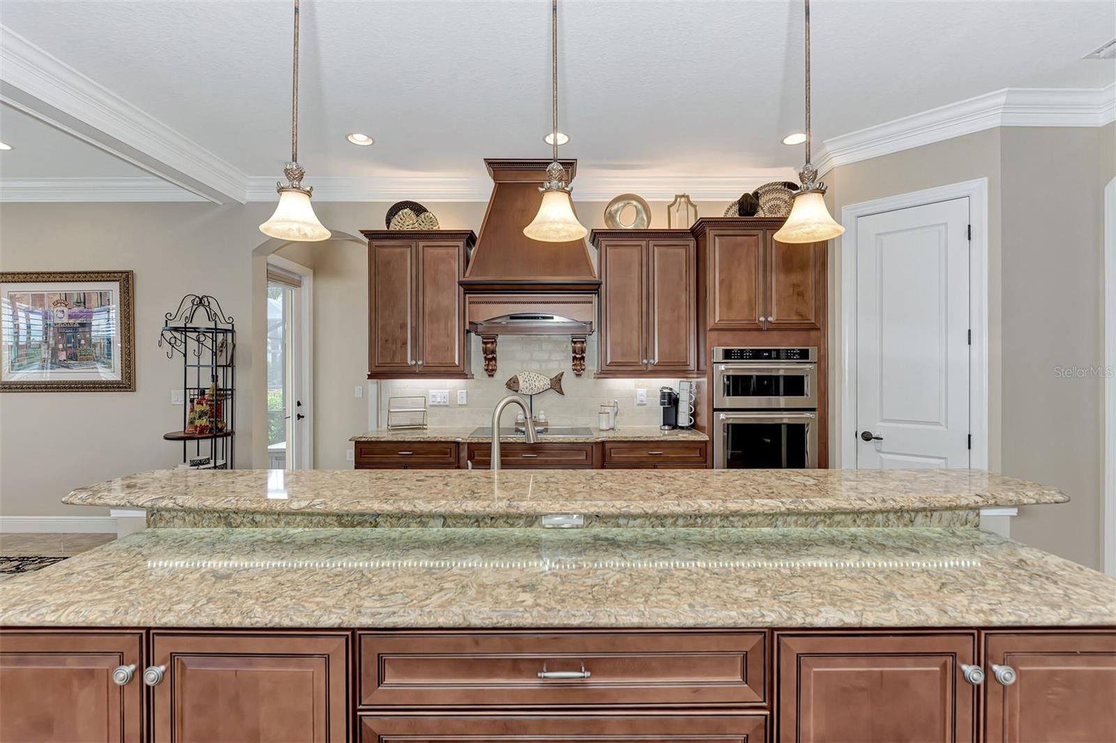 SARASOTA NATIONAL - Residential