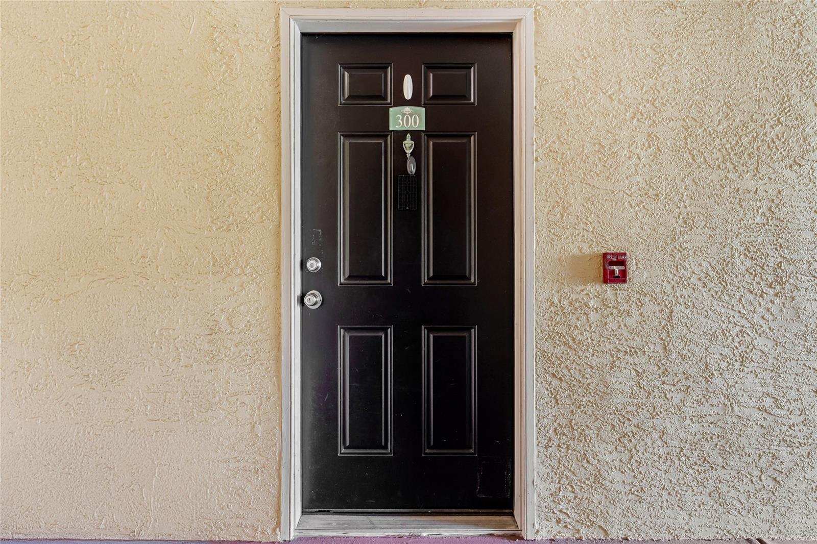 VILLAS AT LAKESIDE A CONDO - Residential