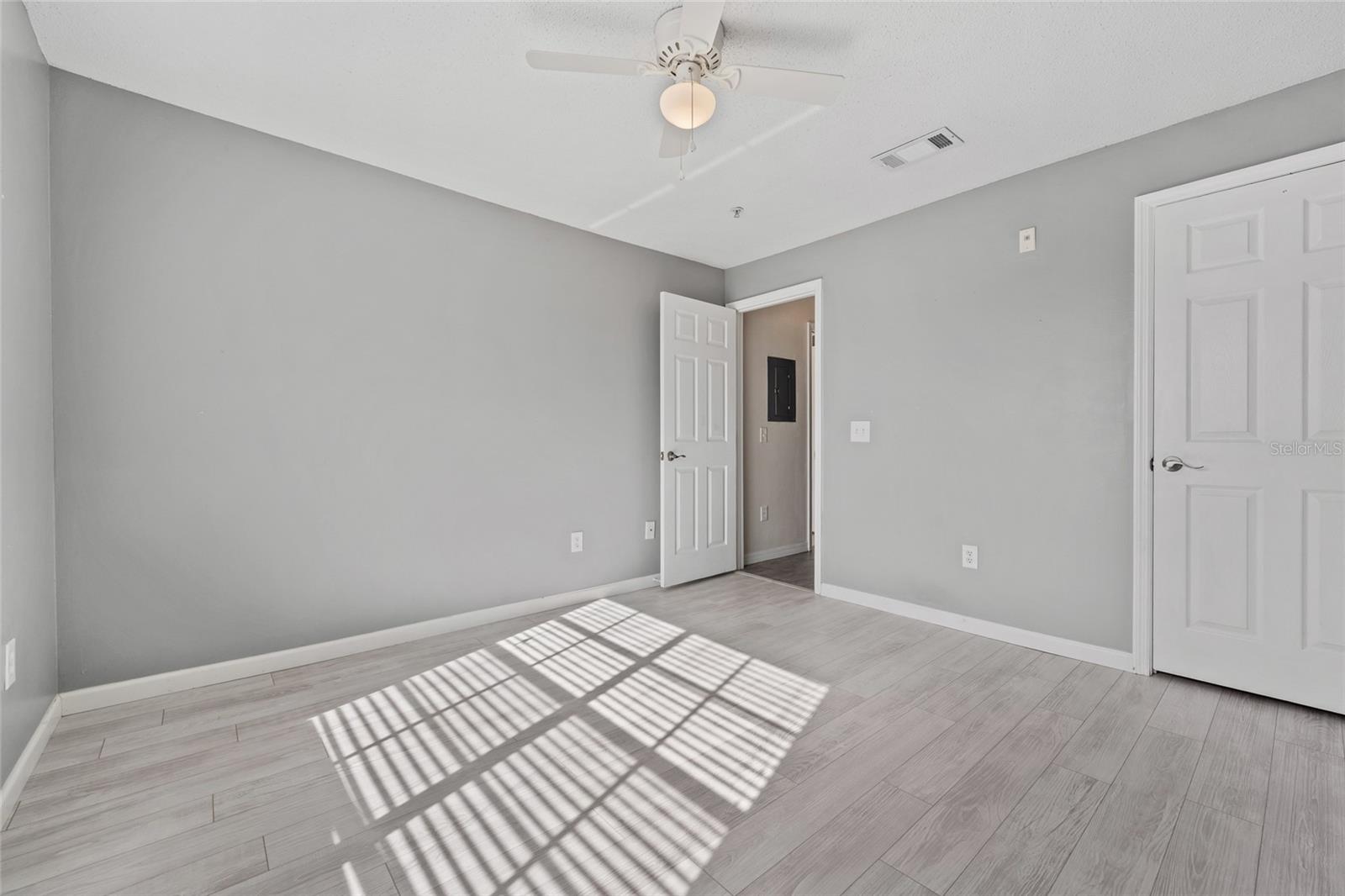 VILLAS AT LAKESIDE A CONDO - Residential