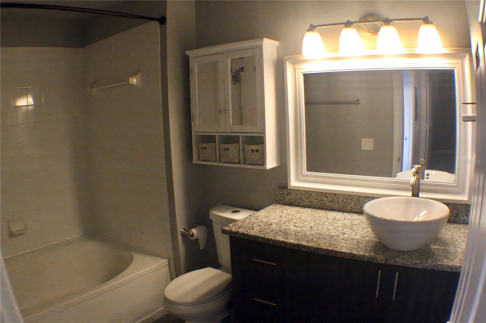 VILLAS AT LAKESIDE A CONDO - Residential