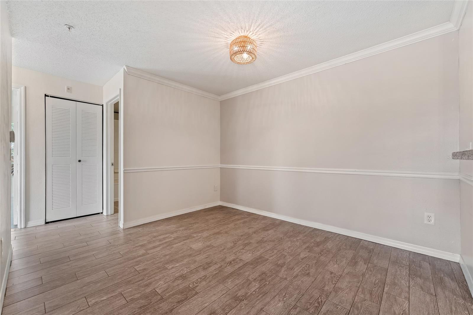 VILLAS AT LAKESIDE A CONDO - Residential