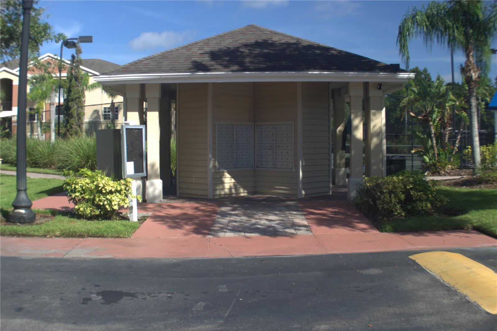 VILLAS AT LAKESIDE A CONDO - Residential