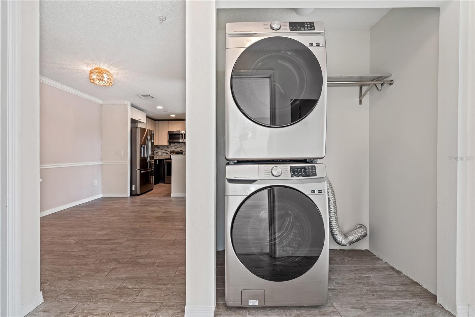 VILLAS AT LAKESIDE A CONDO - Residential