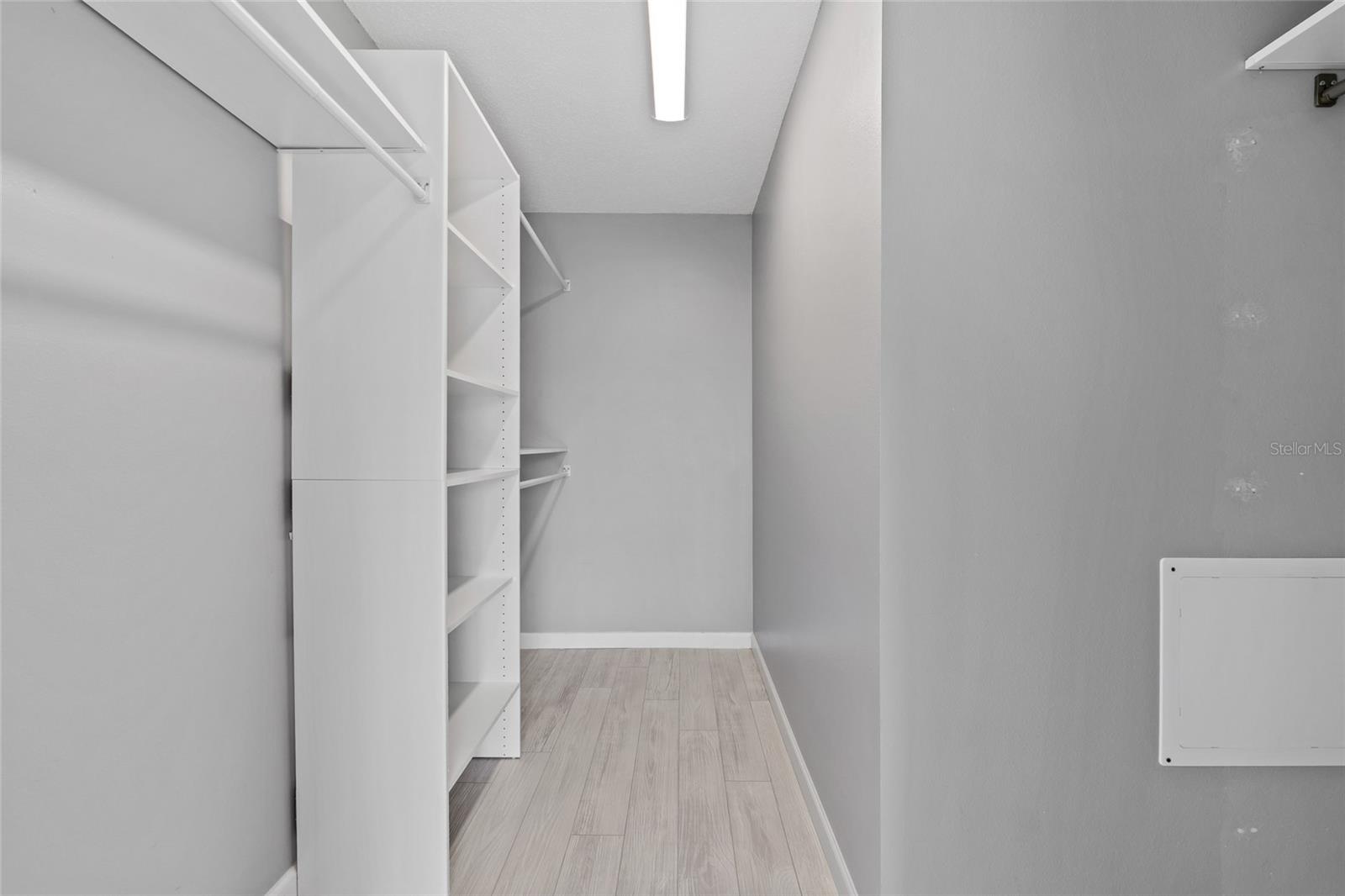 VILLAS AT LAKESIDE A CONDO - Residential