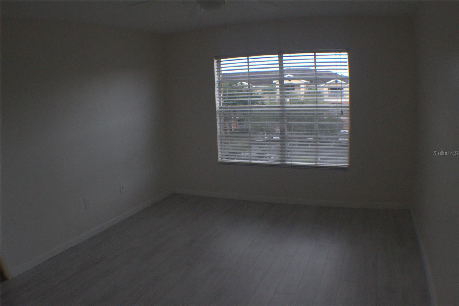 VILLAS AT LAKESIDE A CONDO - Residential