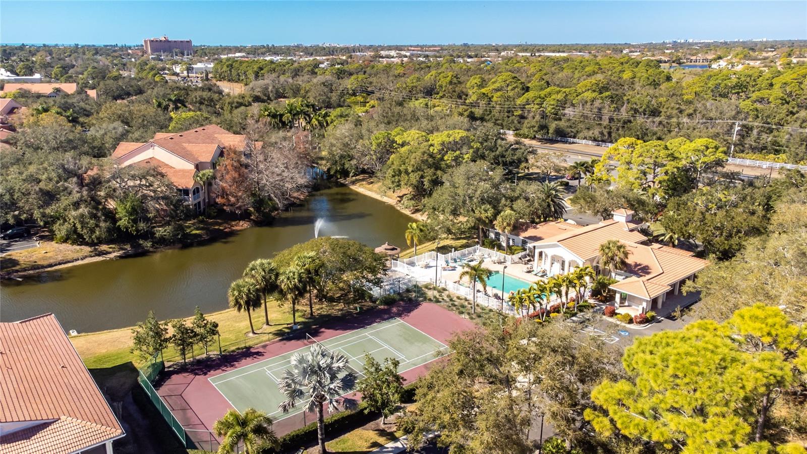 PLAZA DE FLORES - Residential