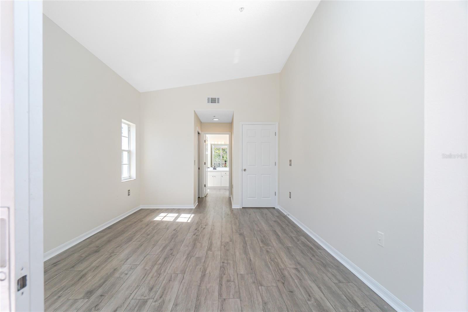 PLAZA DE FLORES - Residential