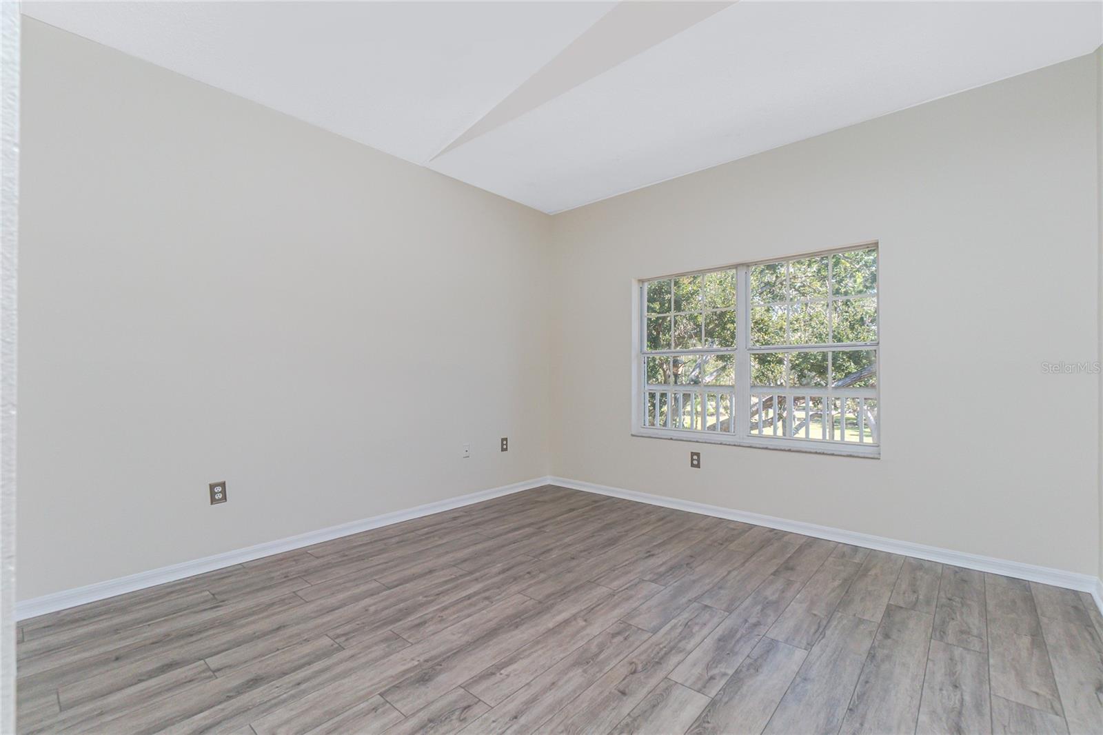 PLAZA DE FLORES - Residential