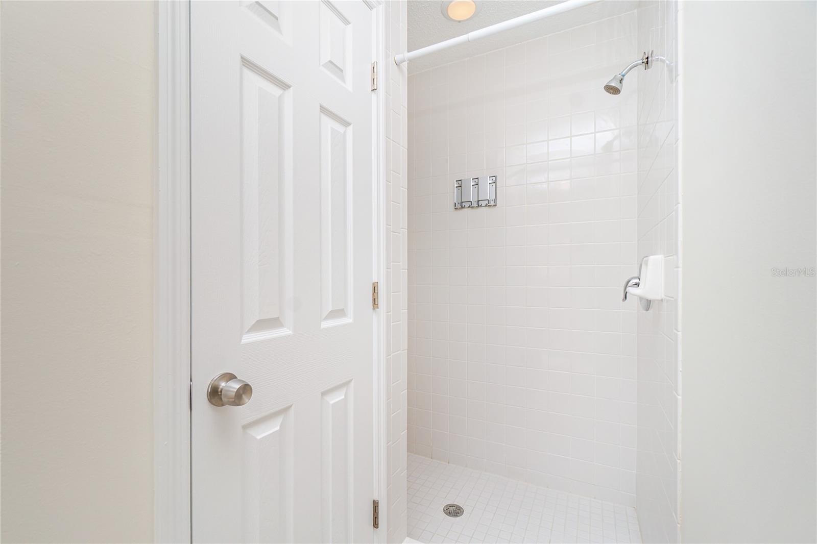 PLAZA DE FLORES - Residential